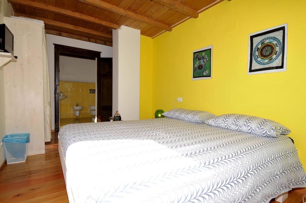 B&B Borgo Massovrana Castel di Casio Номер фото